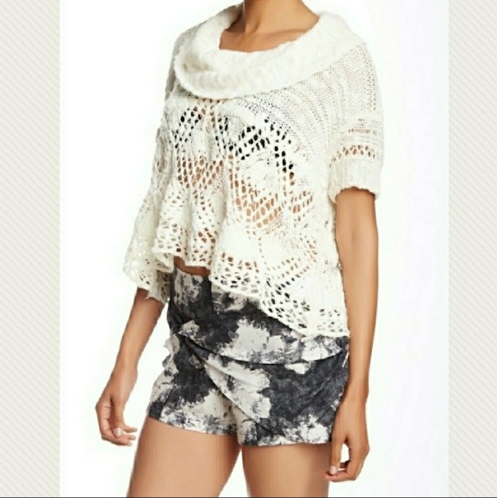 ❄SALE❄FP oversized sweater NWT - Picture 2 of 7